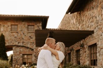 olive garden engagement photos