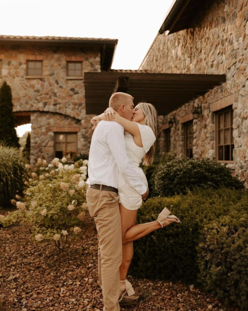 olive garden engagement photos